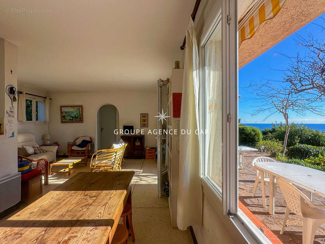 Maison à LES ISSAMBRES