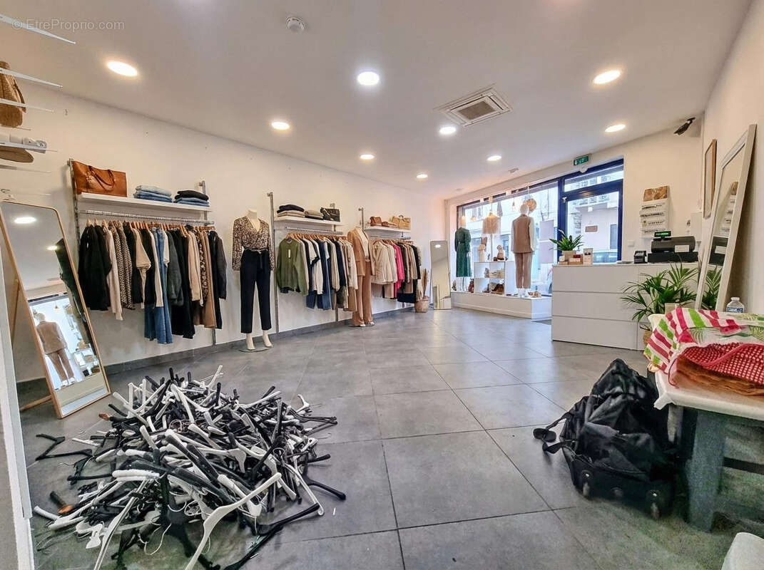 Maison à SURY-LE-COMTAL