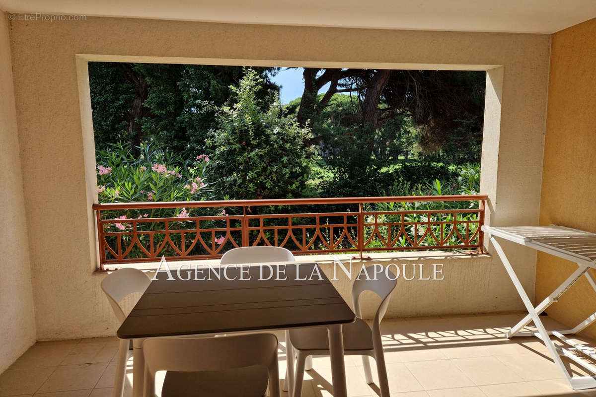 Appartement à MANDELIEU-LA-NAPOULE