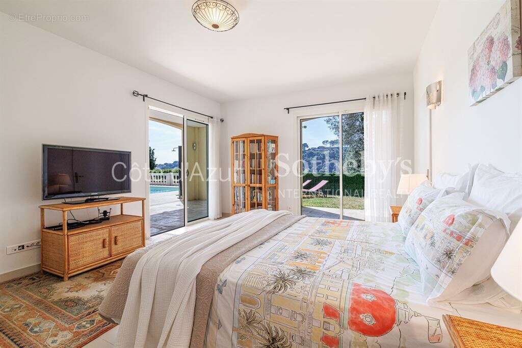 Maison à CAGNES-SUR-MER