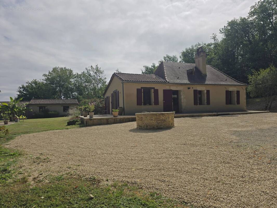 Charmante propriété avec piscine - photo 2