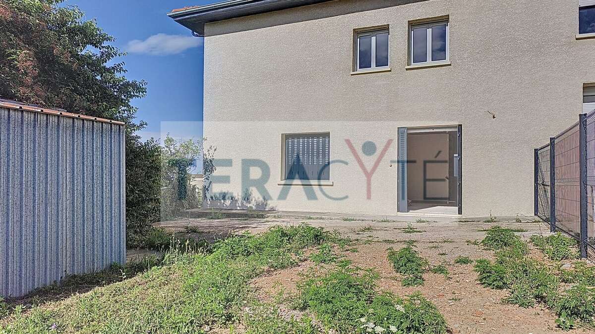 Appartement à VANDEINS