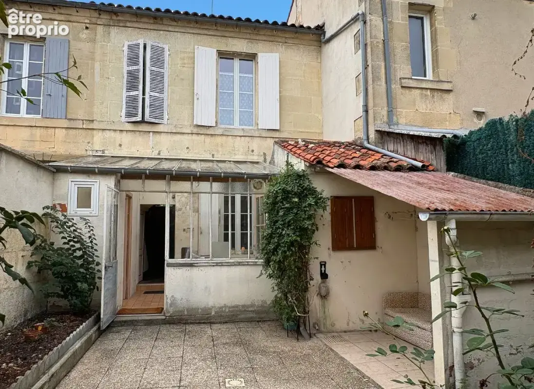 MAISON DE VILLE avec cour dans le quartier recherché du Sacré-Cœur à Cognac - photo 22