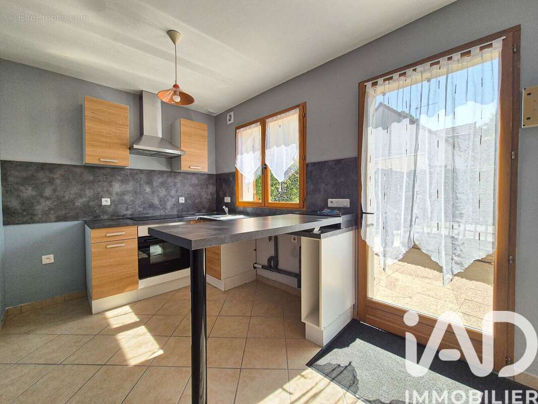 Photo 4 - Maison à MAULETTE