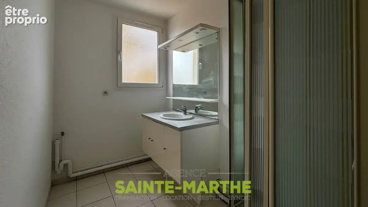 Niort, appartement 3 chambres, balcon, garage. - photo 6