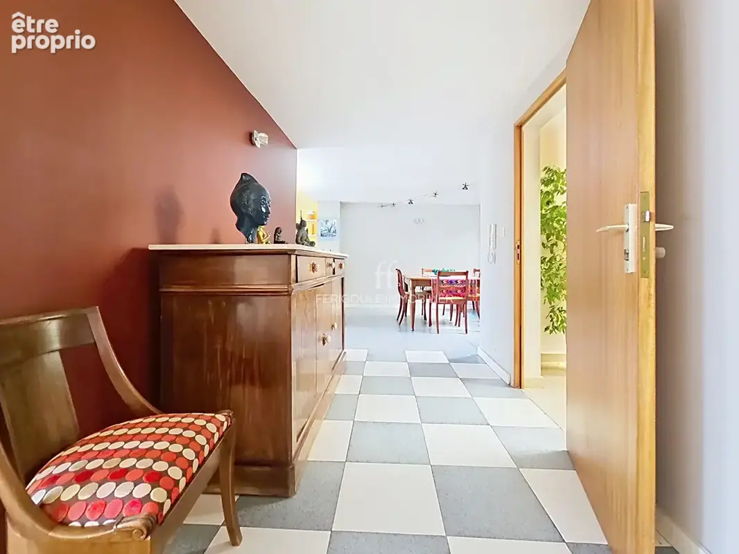 AVIGNON INTRA MUROS. Maison d'exception avec ascenseur et rooftop avec piscine - photo 10
