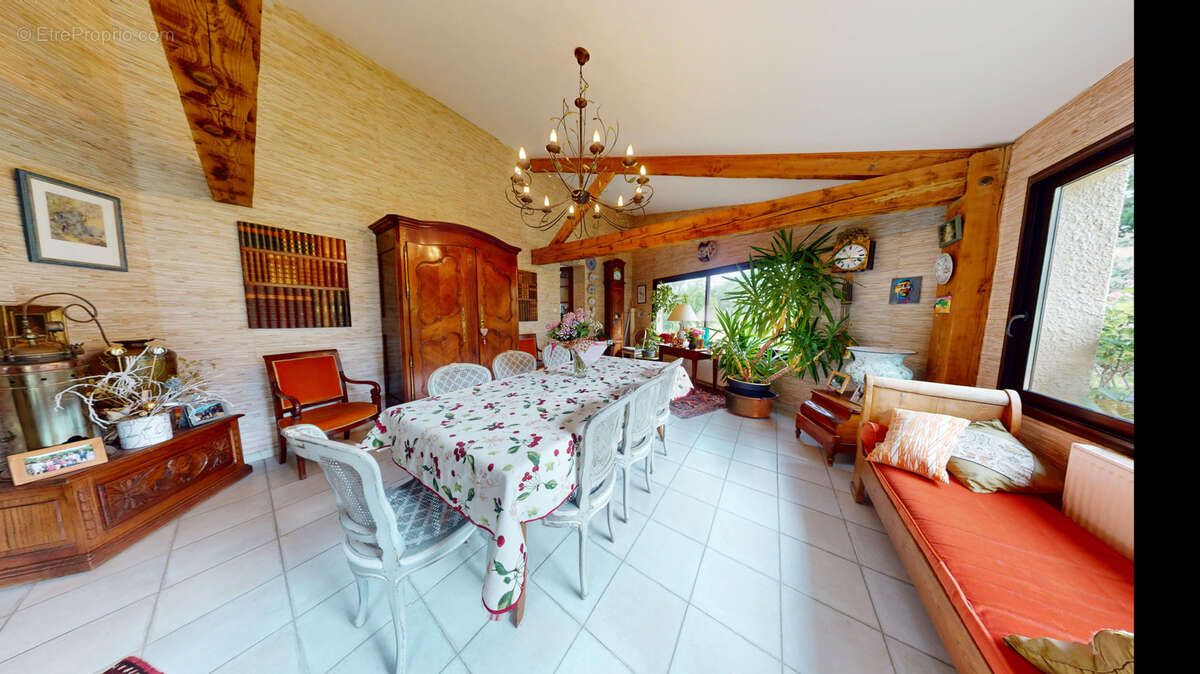 Maison à DRUDAS