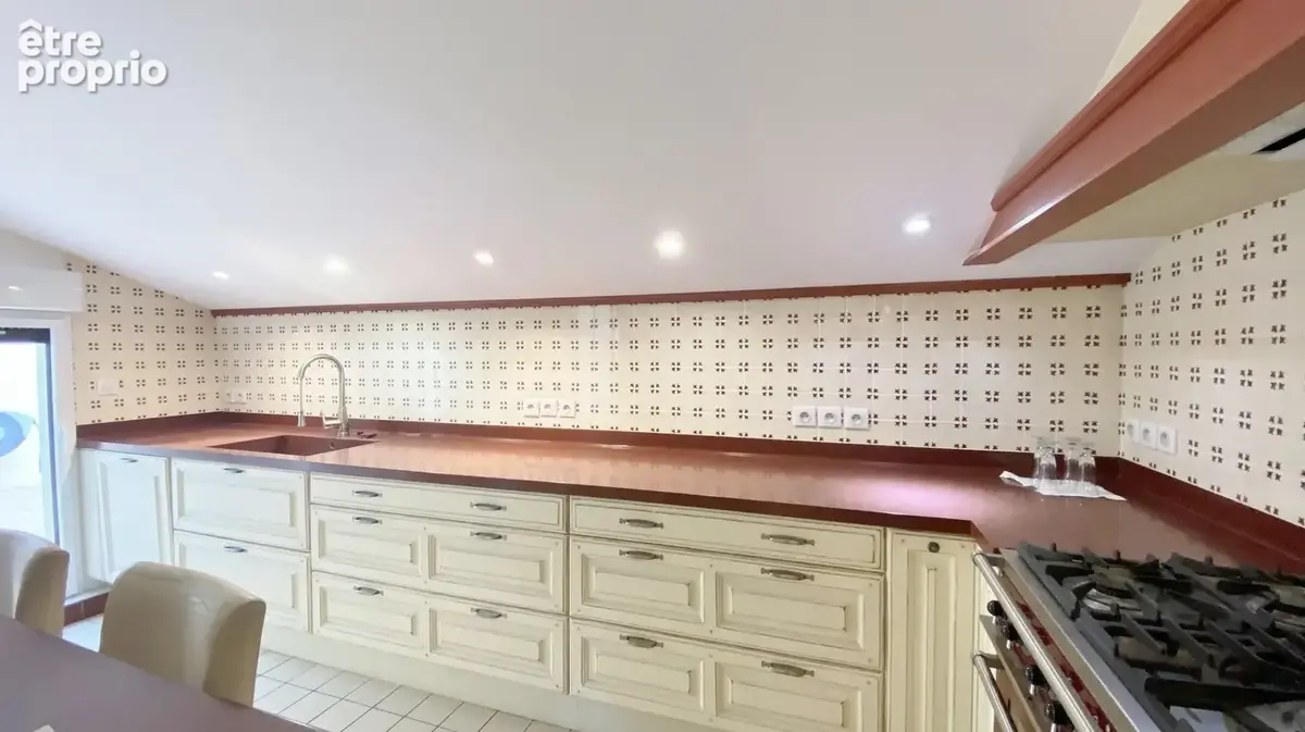 Exceptionnel attique de type 4 pièces de 103 m2 soit 140 m2 hors loi carrez avec 60 m2 de terrasses - photo 9