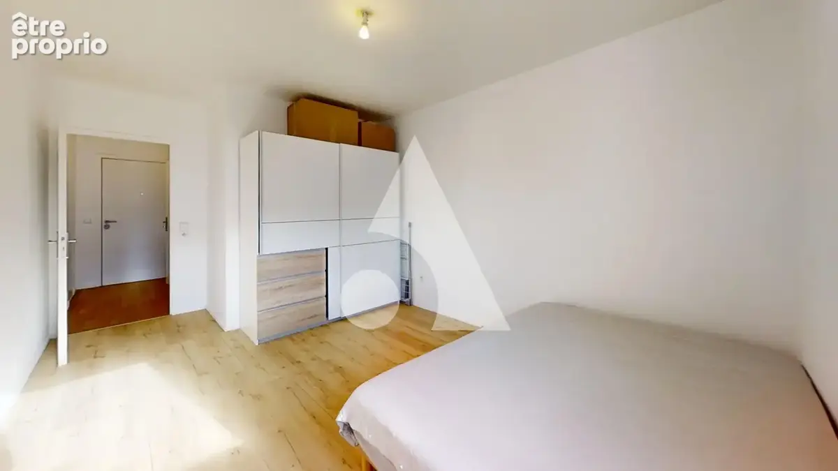 Appartement de deux pièces avec loggia et parking à Colombes - photo 5