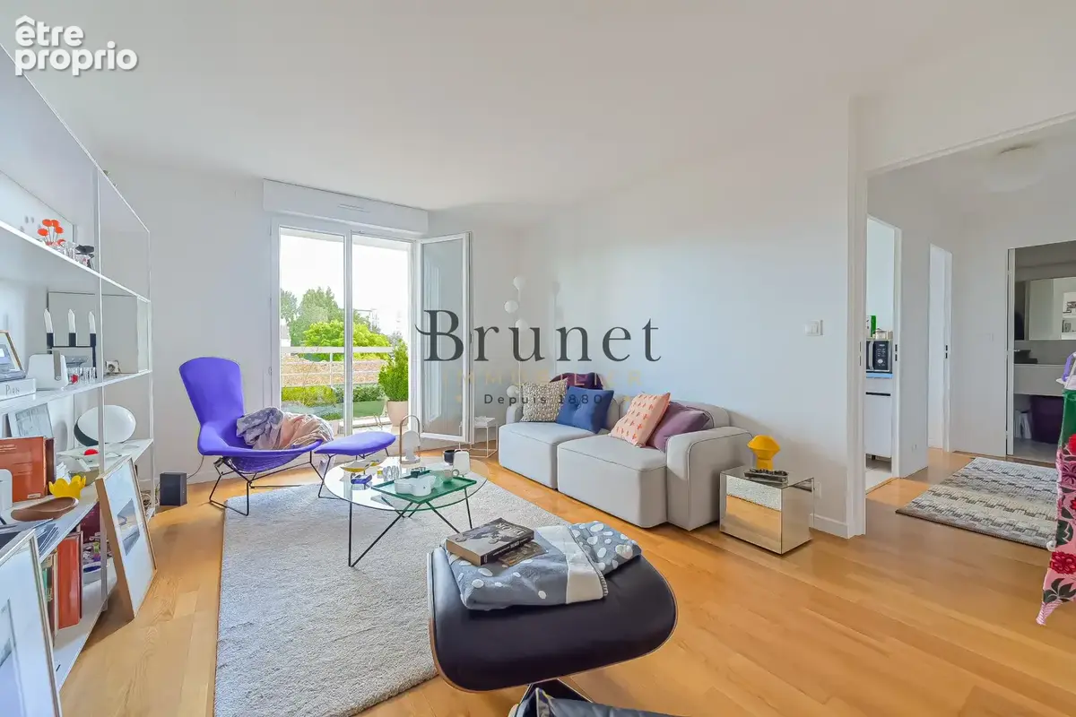 Appartement à SAINT-MAUR-DES-FOSSES