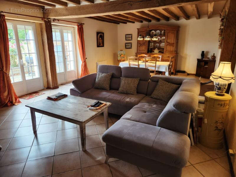 Maison à DIGNY