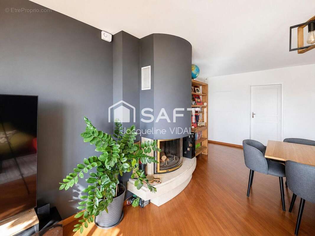 Photo 2 - Appartement à MARSEILLE-9E