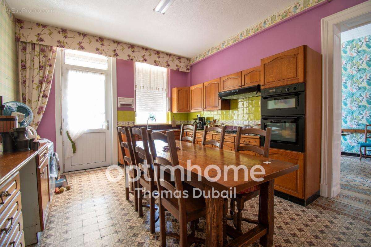Maison de maître de 255 m² avec jardin - photo 4
