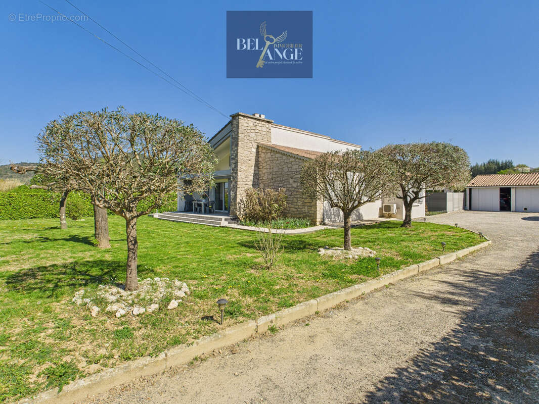 Maison à VALLON-PONT-D&#039;ARC