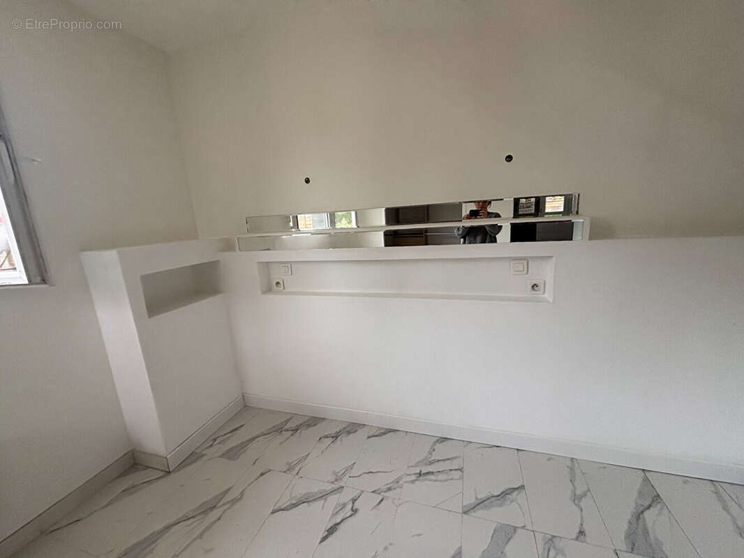 Maison à YGOS-SAINT-SATURNIN