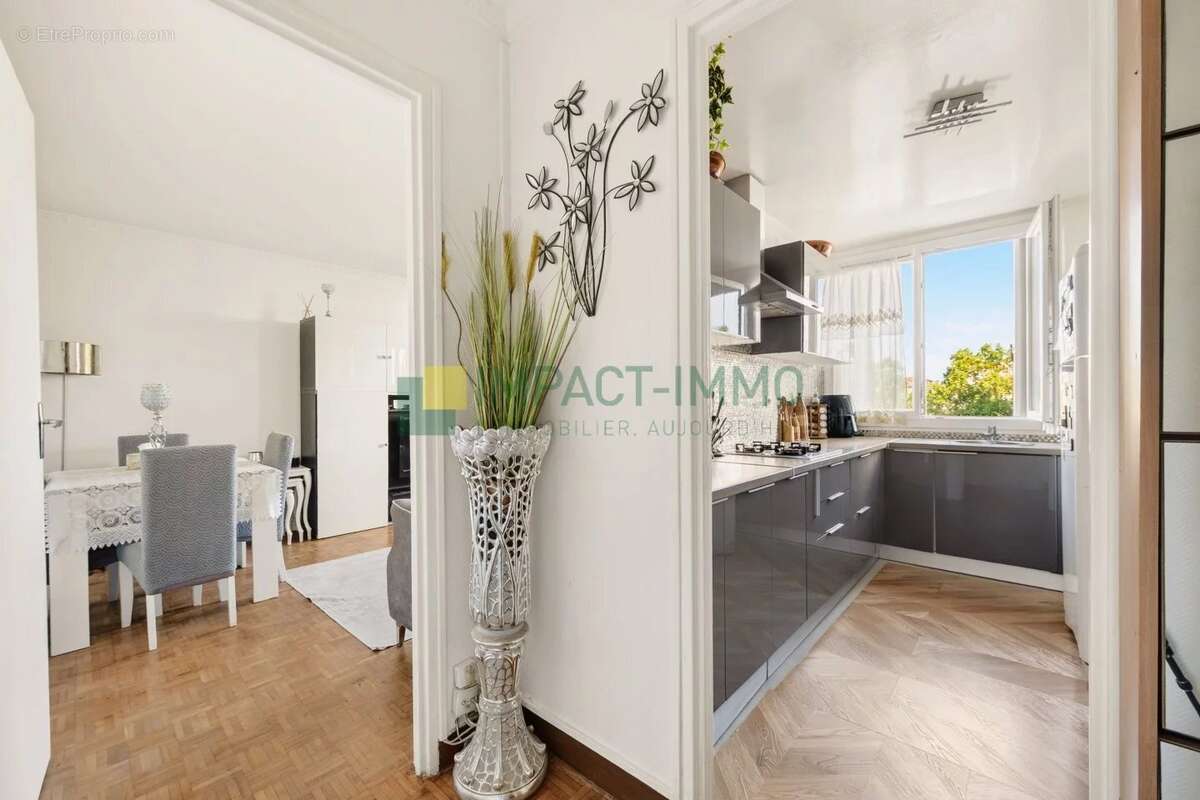 Appartement à CLICHY