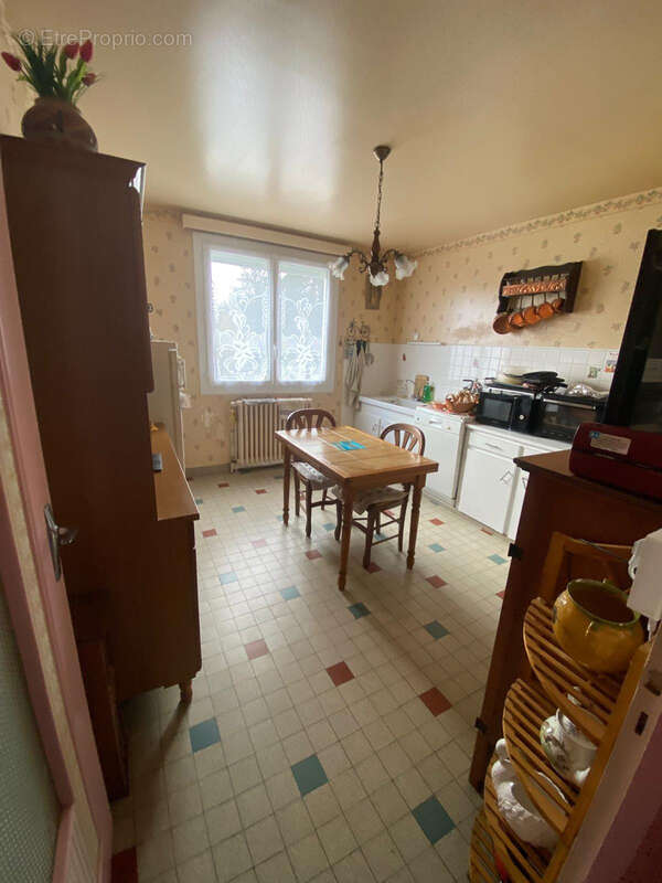 Maison à DUN-LE-PALESTEL