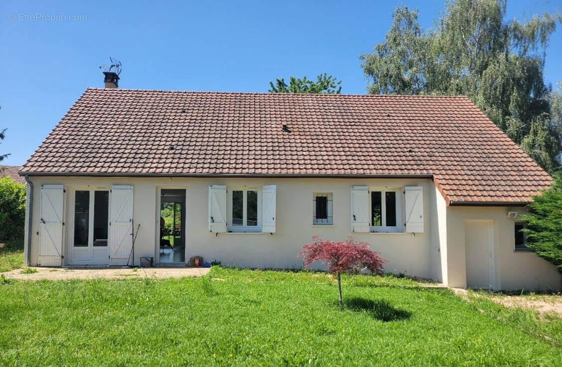 Maison à BRUGHEAS