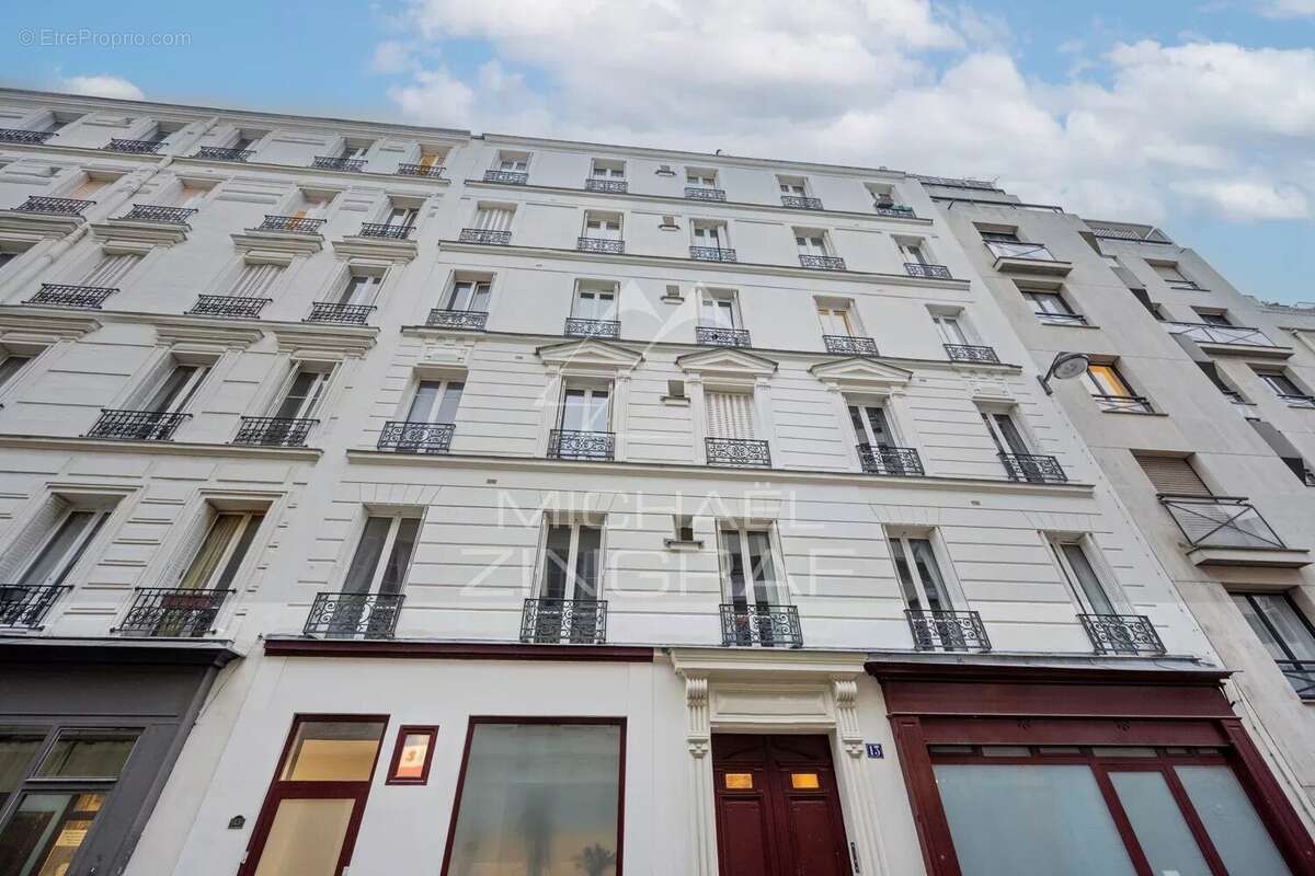 Appartement à PARIS-7E