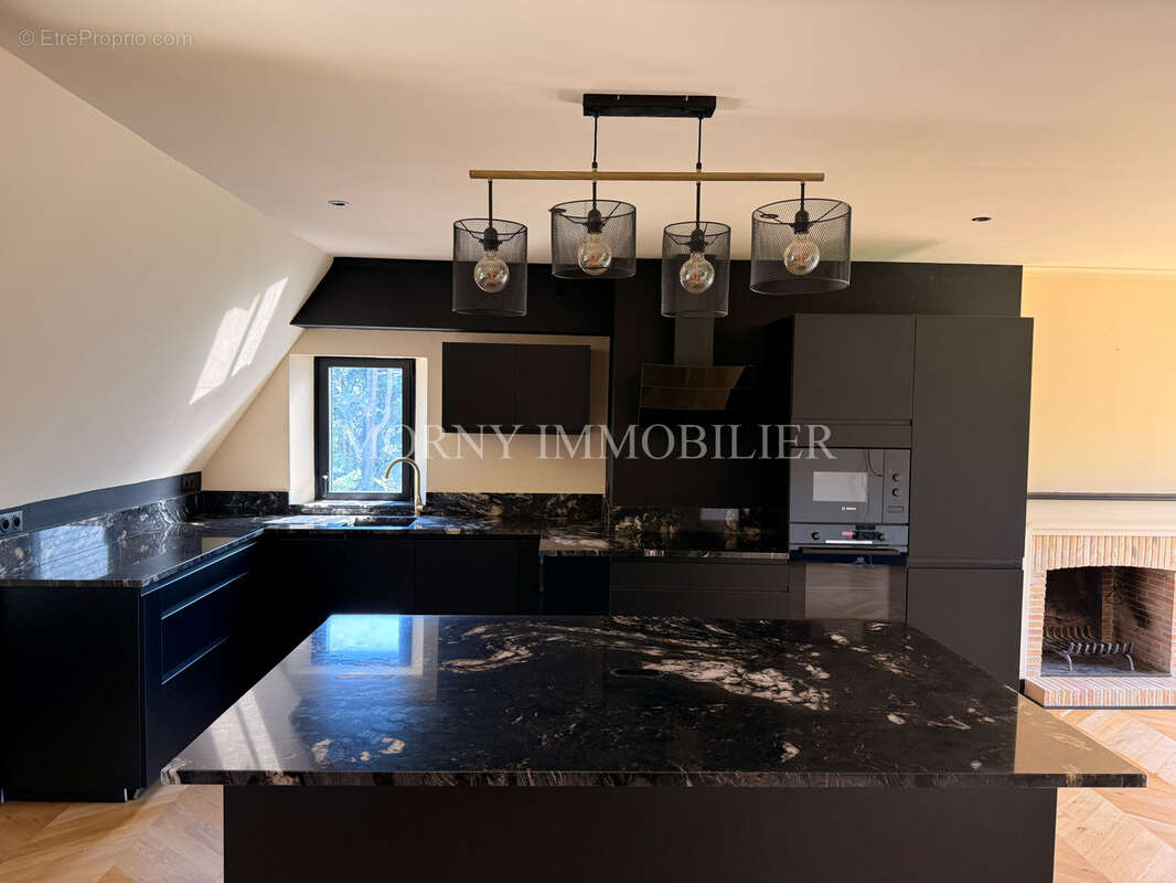 Appartement à TOURGEVILLE