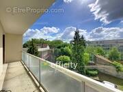 Appartement à SAINT-MAUR-DES-FOSSES