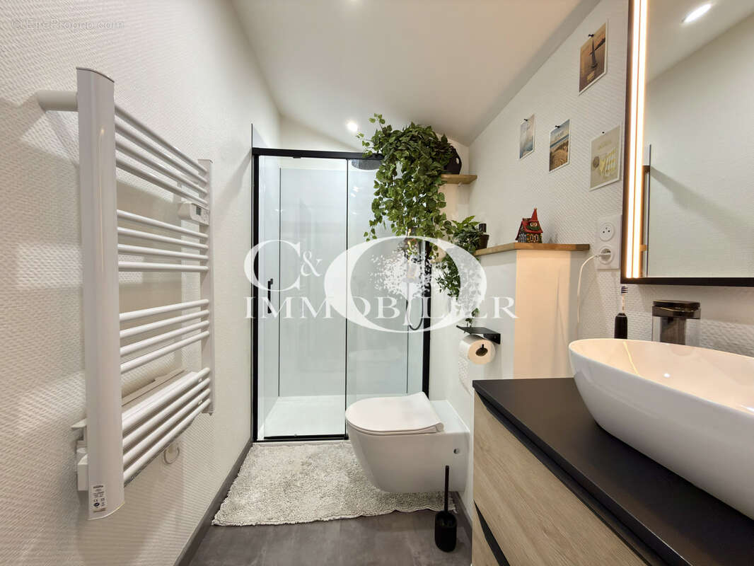  Appartement au coeur du bourg - photo 7