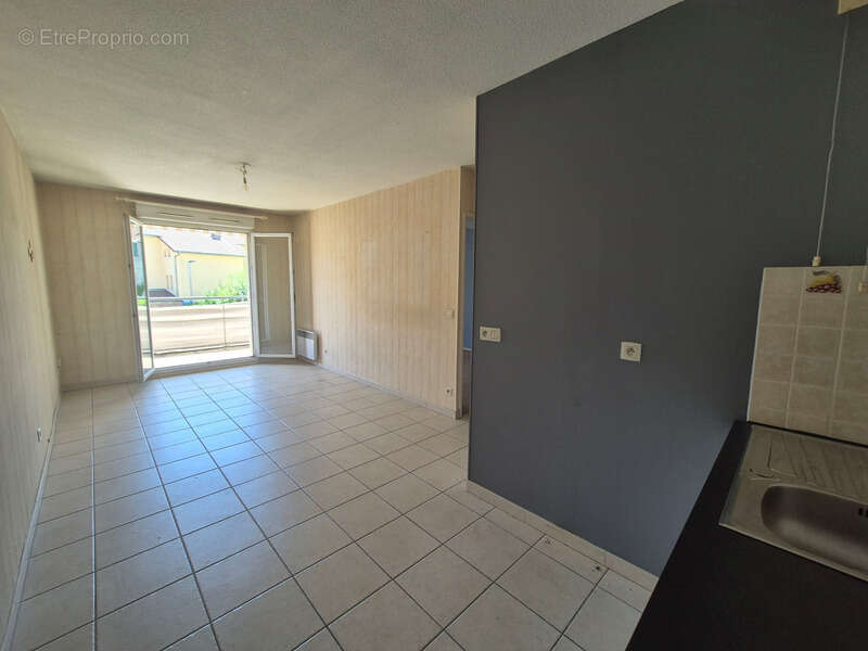 SOUS OFFRE D'ACHAT APPARTEMENT T2 SAINT-MARTIN-D'HÈRES  Vente 2 Pièces avec Terrasse Plein Sud & Cave  Proche Campus Universitai - photo 11