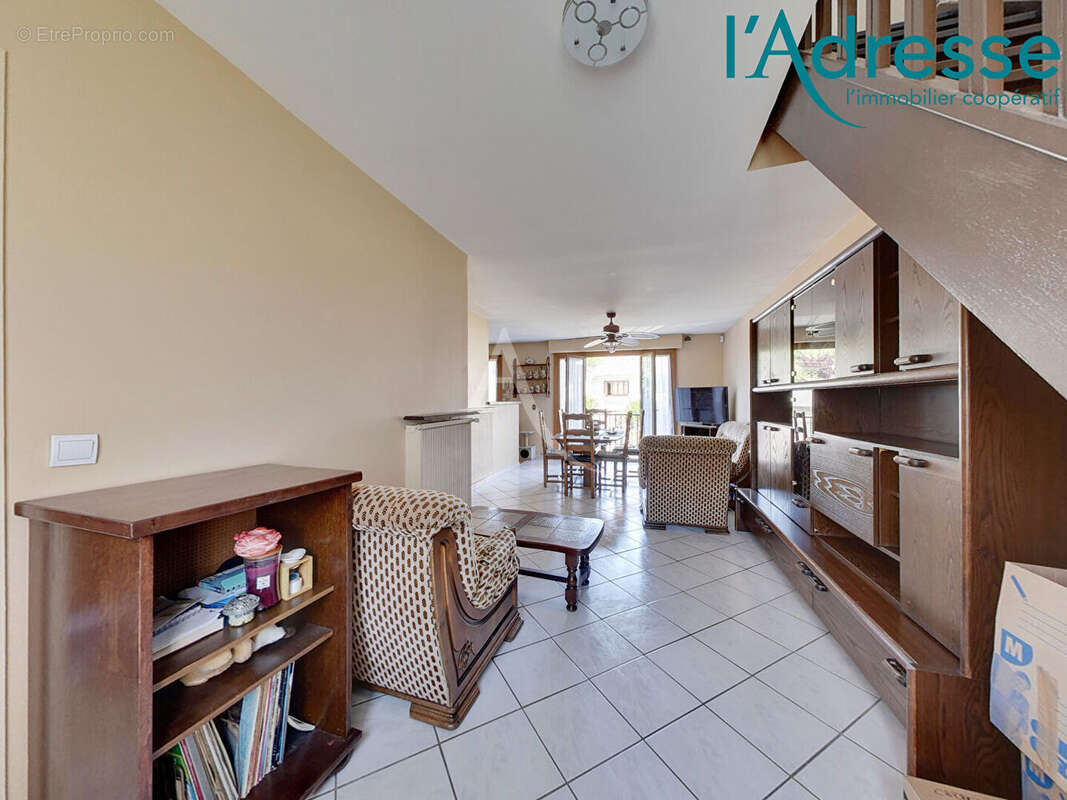 Maison Neuilly Sur Marne 6 pièces DE 140M²  !!! - photo 4