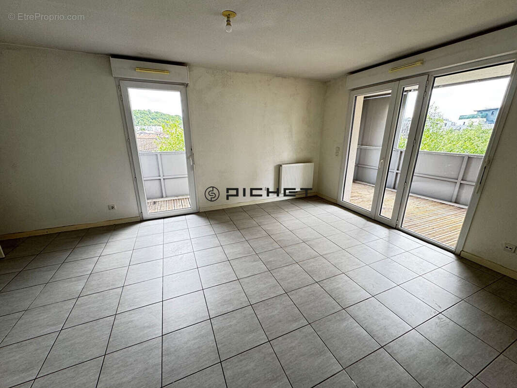 Appartement à CENON