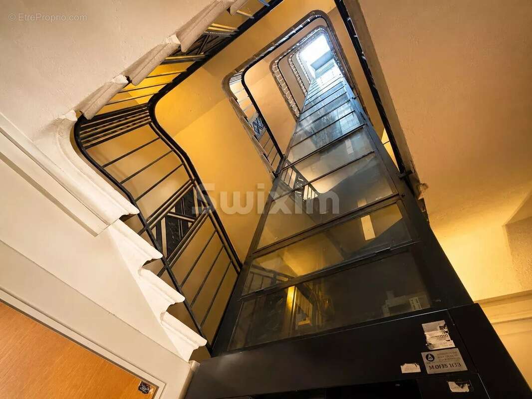 Lyon 2 - appartement t2 sur les toits - photo 8