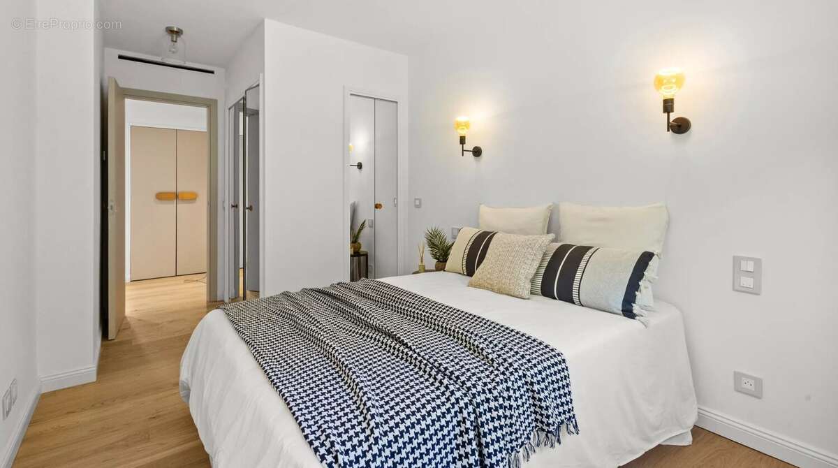Appartement à LE CANNET