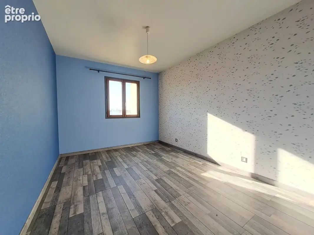 Belle maison 4 chambres 157 m2 - Garage et dépendances - photo 5