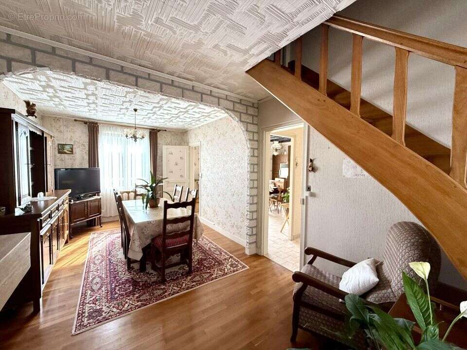Maison à DONNEMARIE-DONTILLY