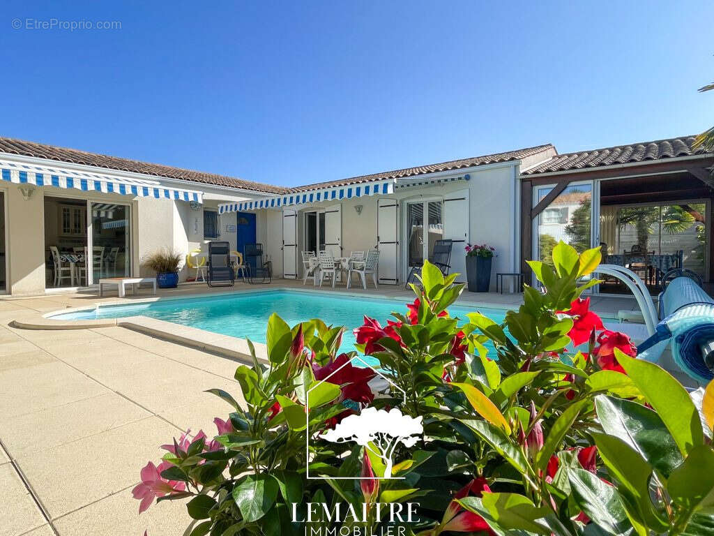 Au calme, maison plain pied 4 chambres + jardin d'hiver, piscine et garage ! - photo 33