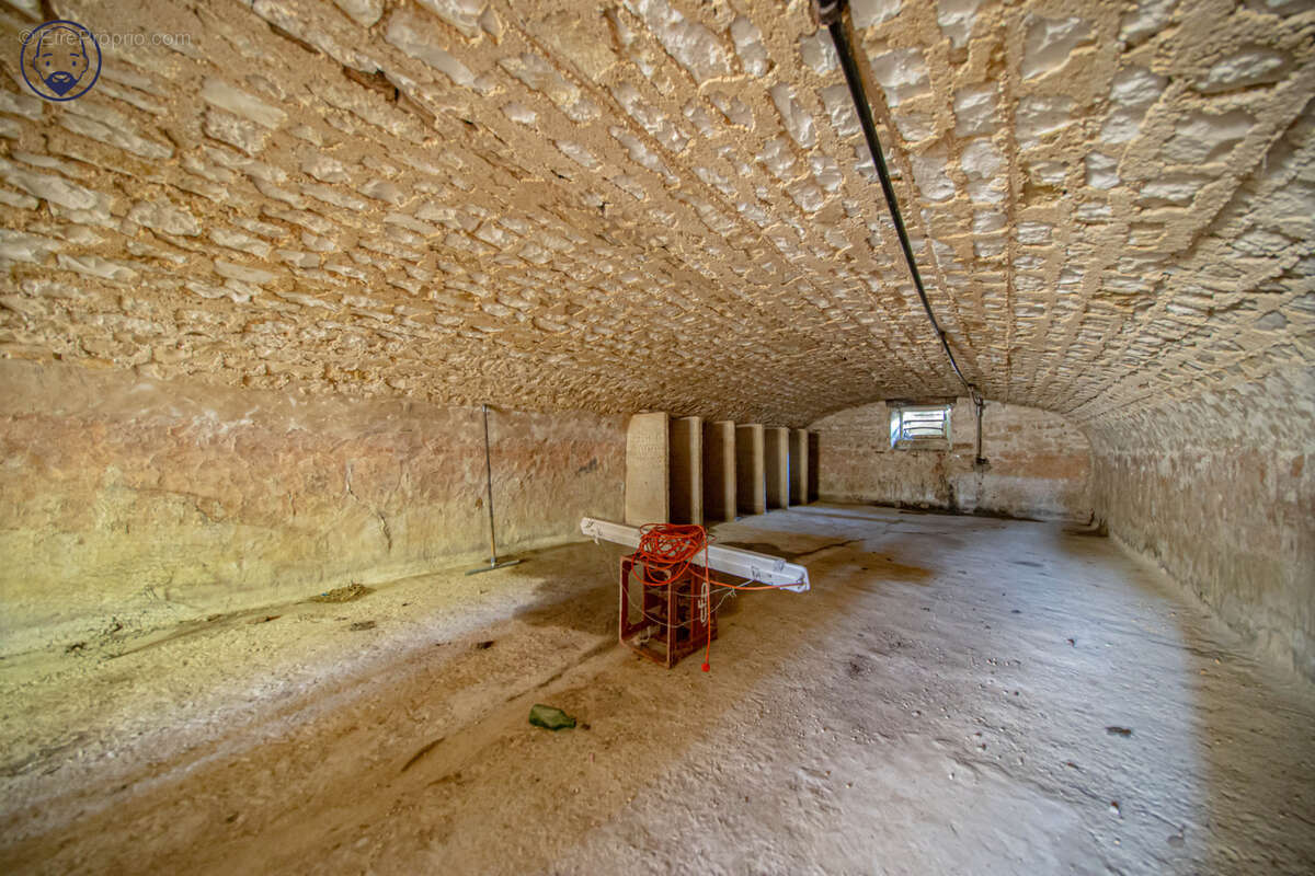 Maison de charme de 165 m2 avec dépendances - photo 27