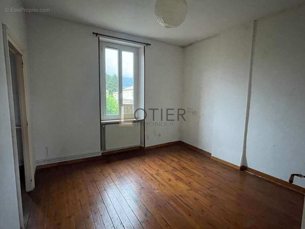 Appartement à CAPENDU