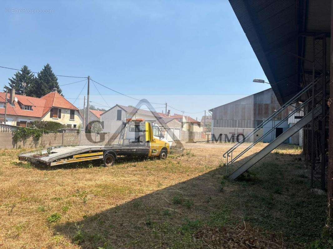 Entrepôt indépendant – 961 m² – dammarie-les-lys (77) - photo 15