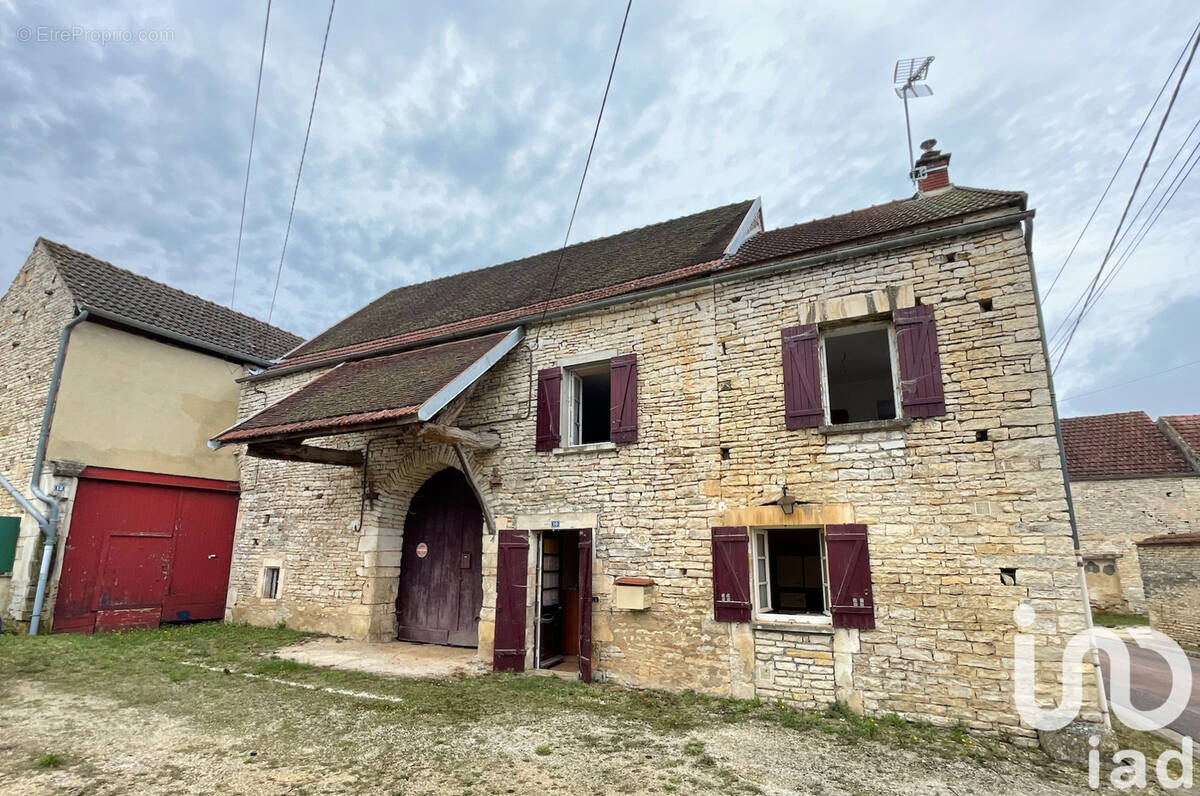 Photo 1 - Maison à TANLAY