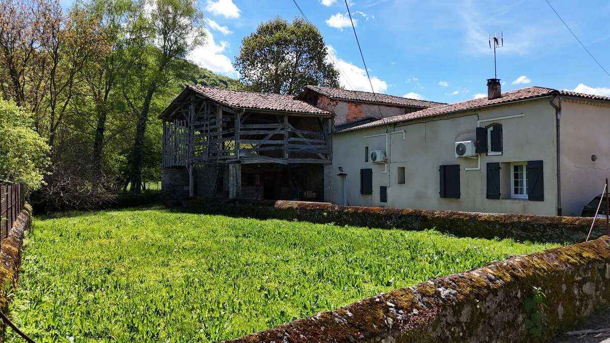 Maison avec jardin - photo 2