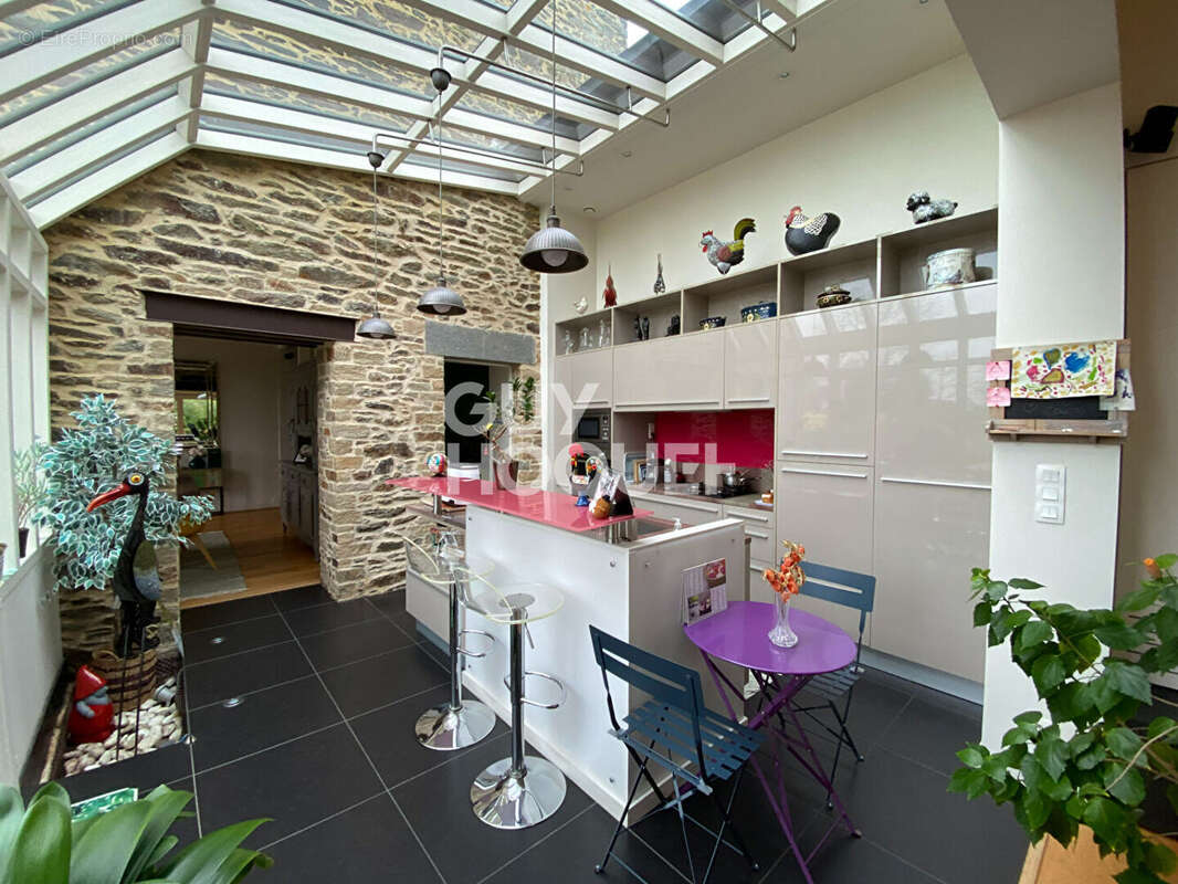 Maison à LA VILLE-ES-NONAIS