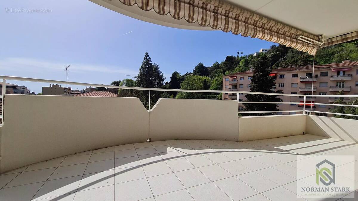 Appartement à MENTON