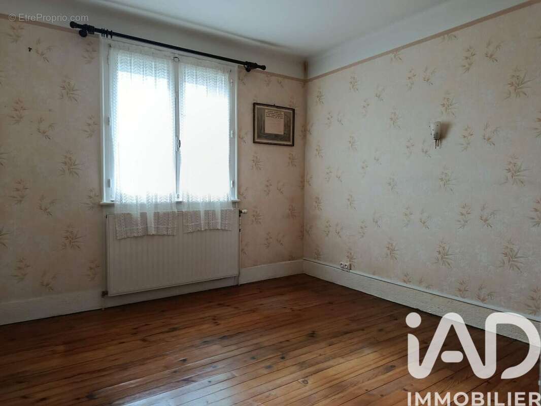 Photo 5 - Maison à SURY-LE-COMTAL