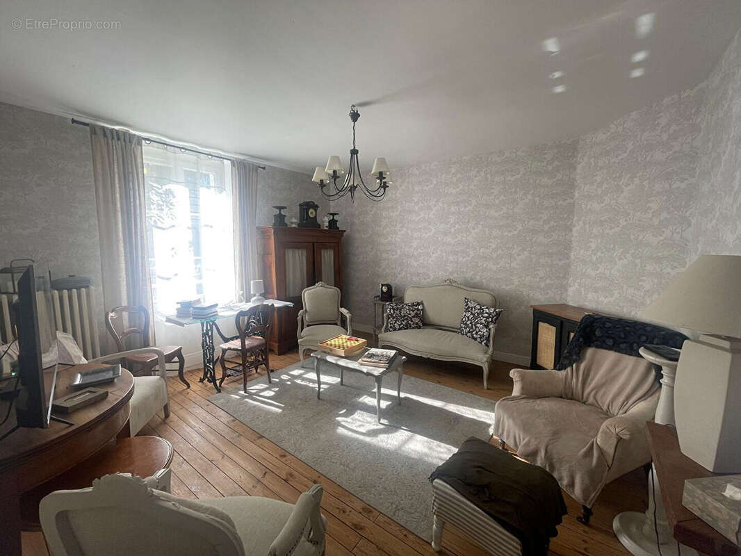 Maison à CHATEAU-THIERRY