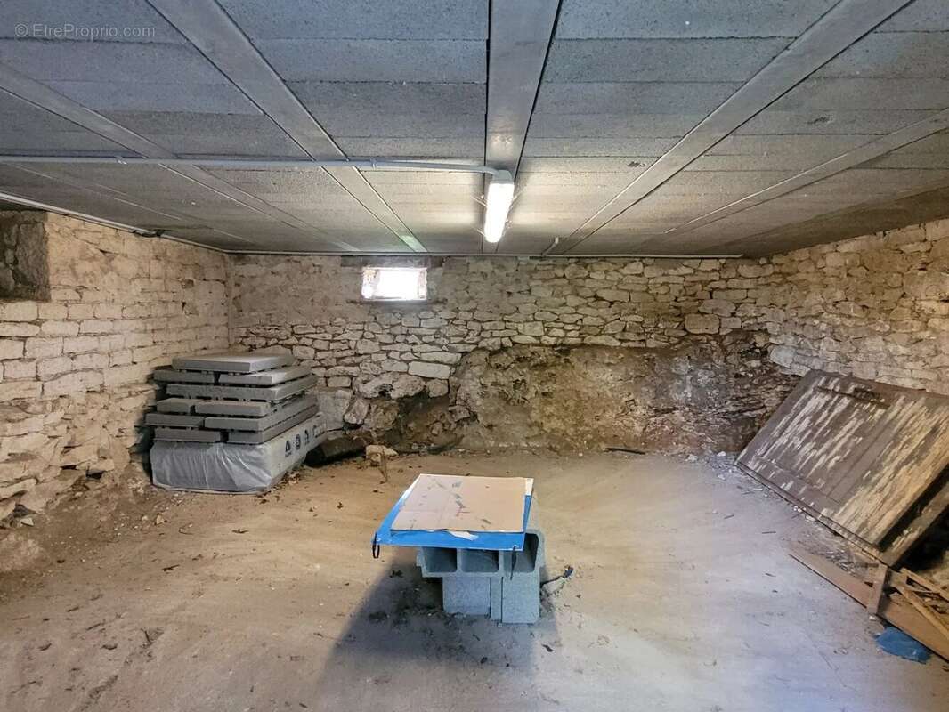 Maison à LABASTIDE-MARNHAC