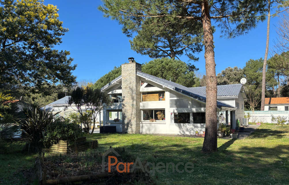 Maison à SAINT-PALAIS-SUR-MER