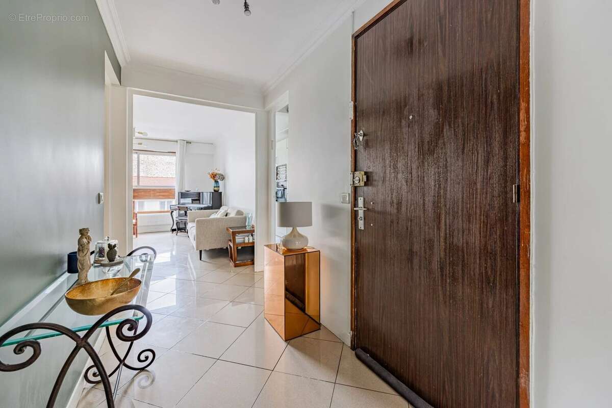 Appartement à PARIS-11E