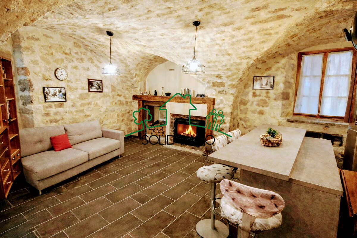Maison à LARGENTIERE