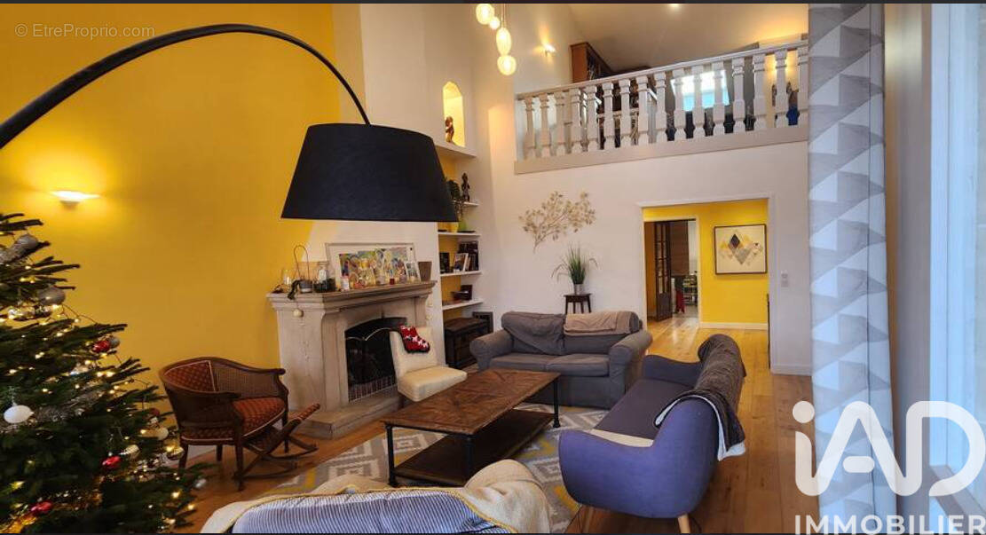 Photo 1 - Appartement à LOUVECIENNES