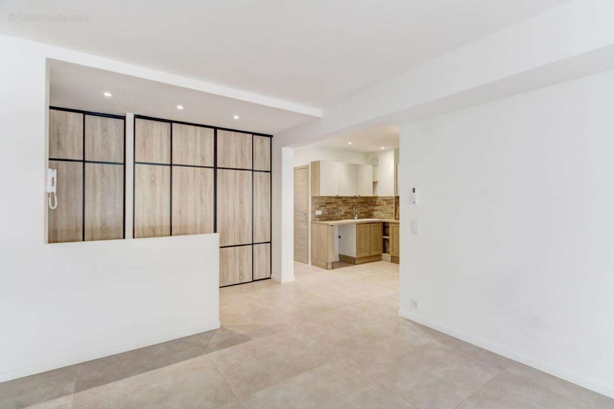 Appartement à CAGNES-SUR-MER