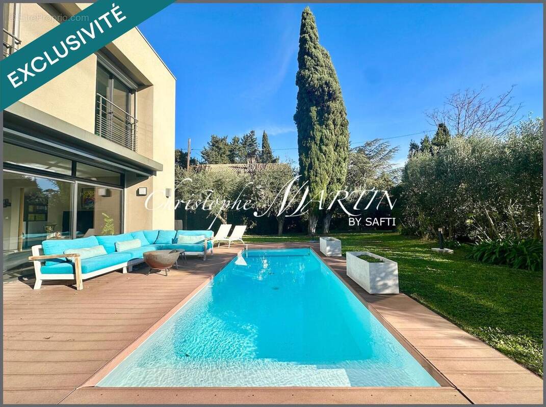 Photo 1 - Maison à VILLENEUVE-LES-AVIGNON